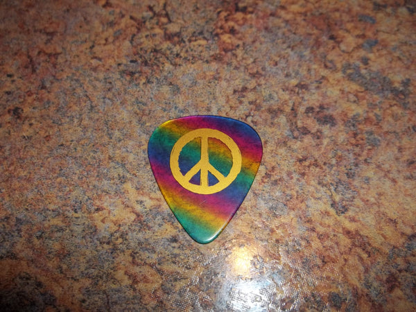 Guitar Pick Medium Celluloid - Peace Symbol Sign - Gold on Rainbow Plastic