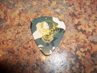 Guitar Pick Medium Celluloid - Skull - Gold on Camo Plastic