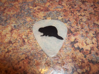 Guitar Pick Medium Celluloid - Beaver - Black on Glow Plastic